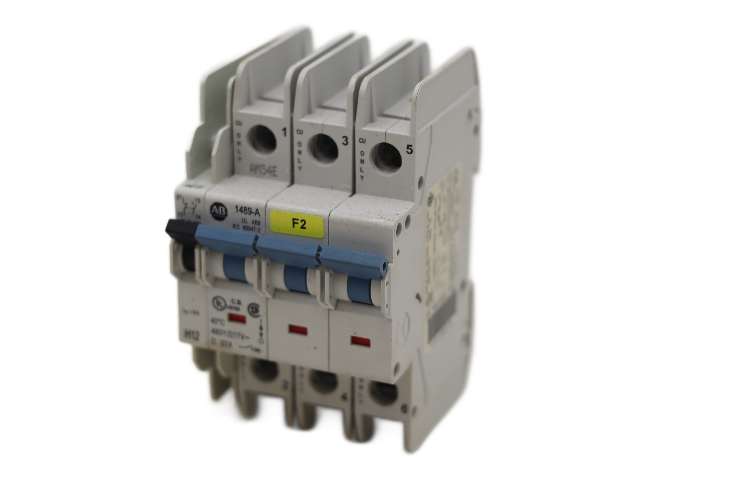 Prodotto: Allen-Bradley 1489-A3D320 + 1489-ABH12