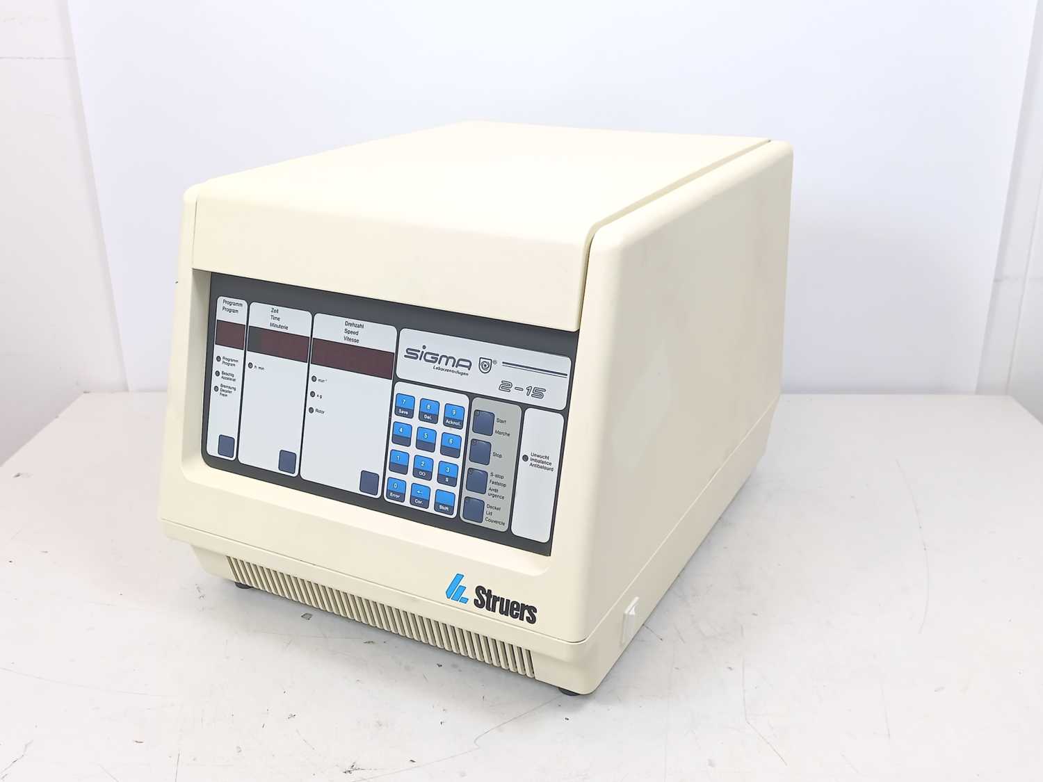 Product: Struers Sigma 2-15